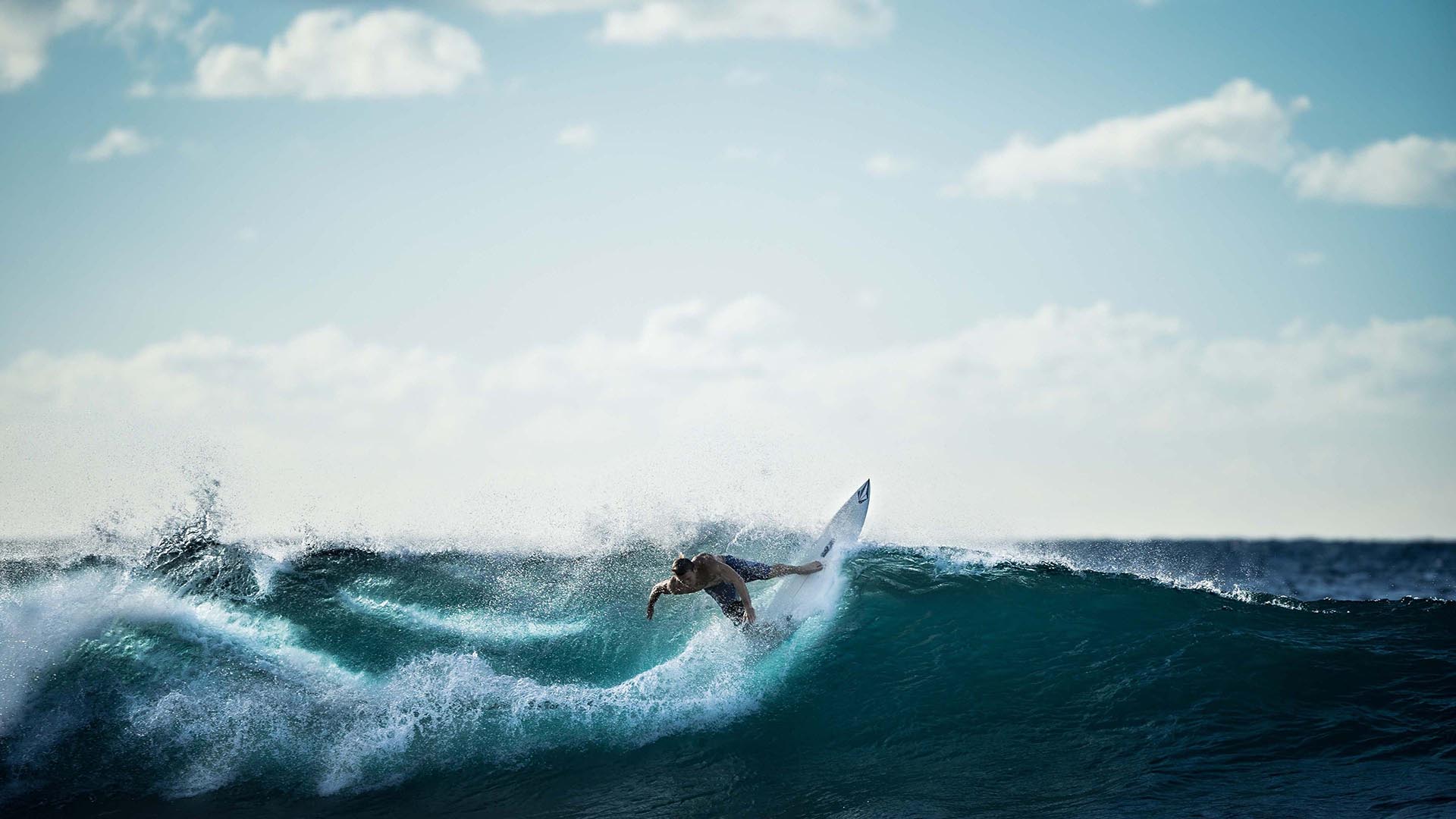 Kook Surf Finder - More surfing, less searching!